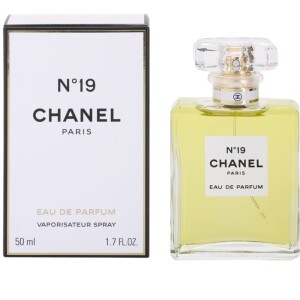 Chanel N°19 Eau de Parfum With Atomizer for Women   50 ml