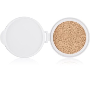 Clarins Everlasting Cushion Foundation Refill Long-Lasting Foundation Cushion Refill Shade 105 Nude 13 ml